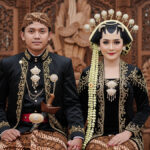 15 Prompt Gemini AI Adat Jawa Foto Pasangan Prewedding