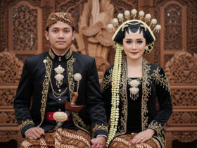15 Prompt Gemini AI Adat Jawa Foto Pasangan Prewedding